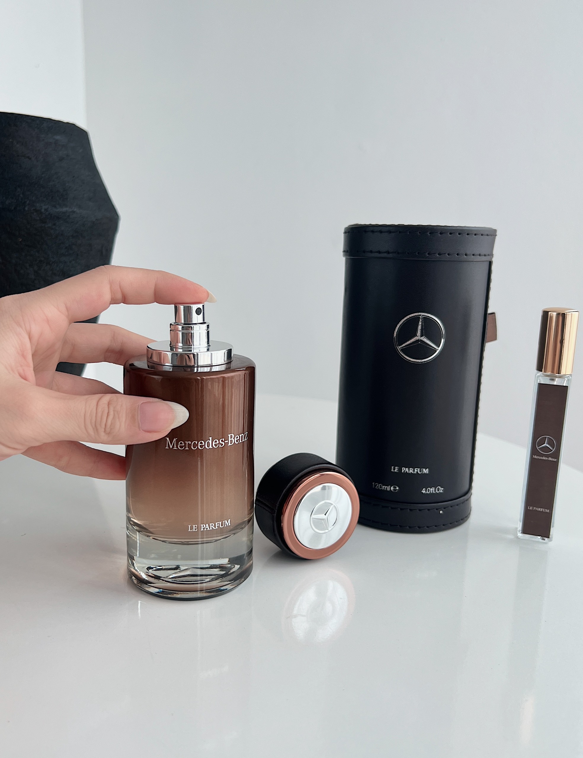 z4403527734364_857eab16b2f82957e62438d0c38a5559